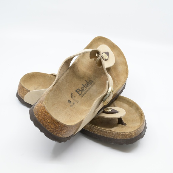BETULA® by BIRKENSTOCK® Gizeh Sandals Nubuck Leather in Light Tan - Picture 6 of 7